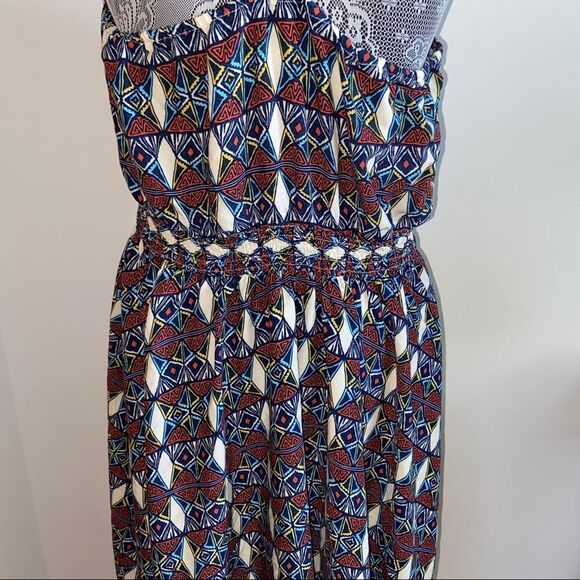 Aztec pattern asymmetrical dress - Picture 5 of 8